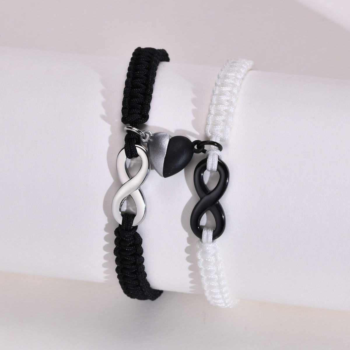 bracciale infinito coppia