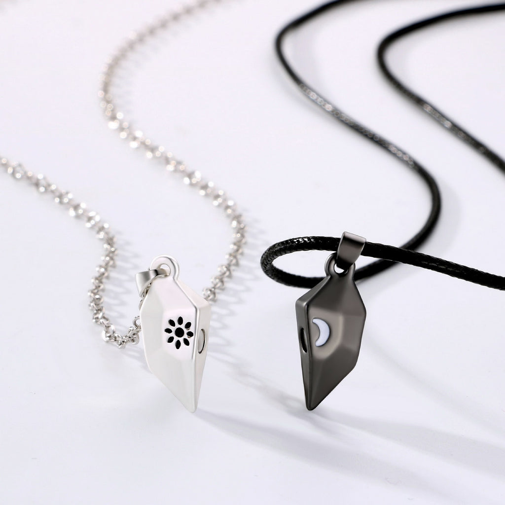 Collana Luna Coppia1