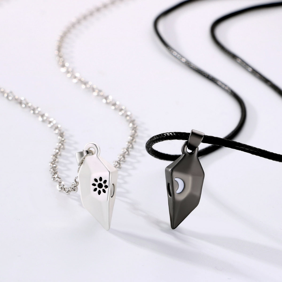 Collana Luna Coppia1